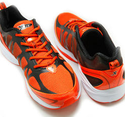 Xtep Firestarter Orange